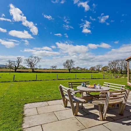 3 Bed In Osmotherley G0048 Holiday home Great Broughton