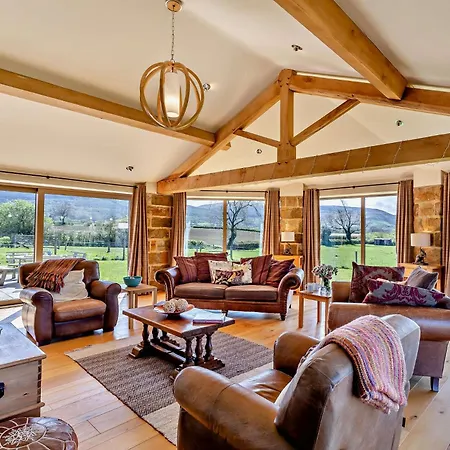 Holiday home 3 Bed In Osmotherley G0048 Great Broughton